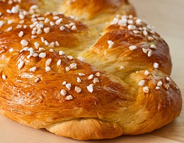 mt-0250-home-our-breads-small4.jpg